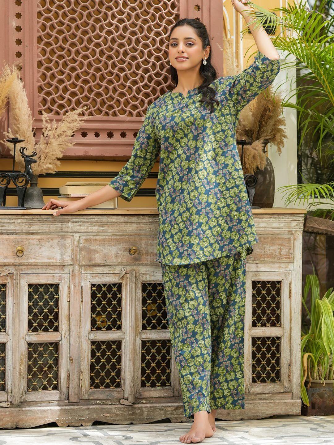 sanskrutihomes green & blue ethnic motifs printed pure cotton night suit