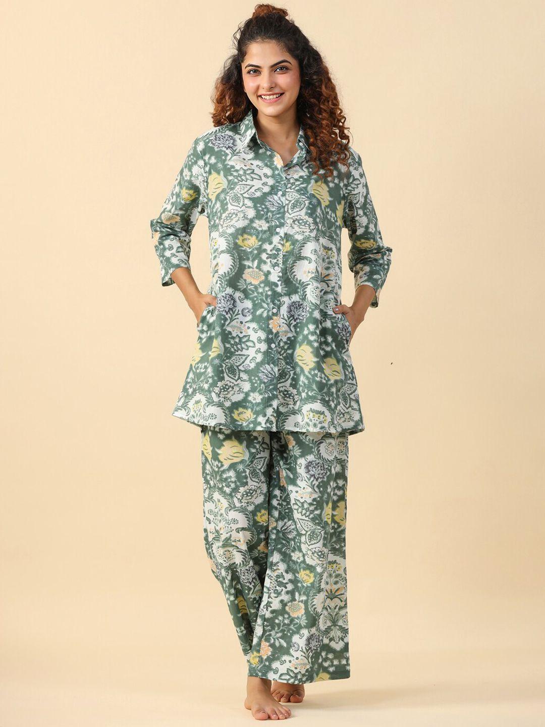 sanskrutihomes women green & white printed night suit