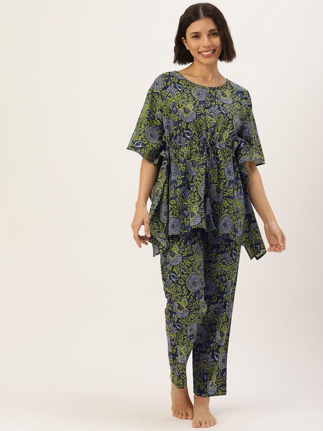 sanskrutihomes women navy blue & green cotton printed night suit