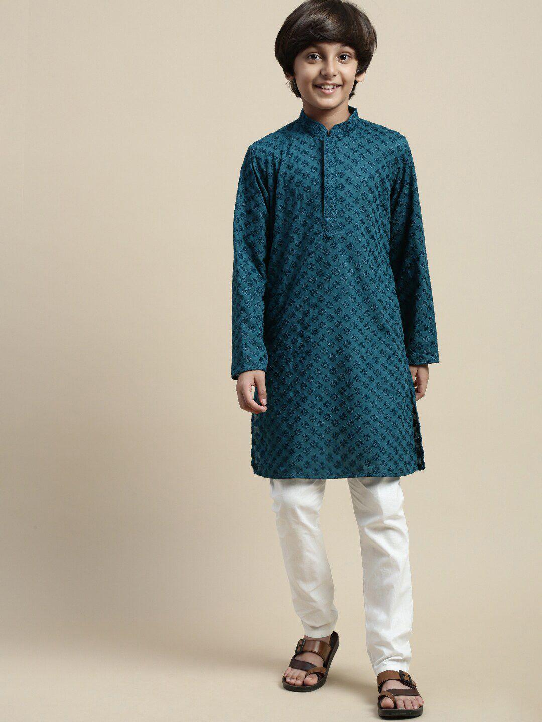 sanwara floral embroidered regular chikankari kurta with pyjamas