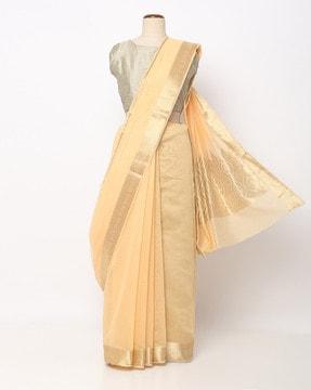 saree with contrast border