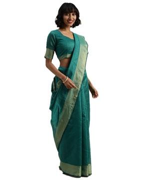 saree with contrast zari border