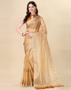 saree with contrast zari border