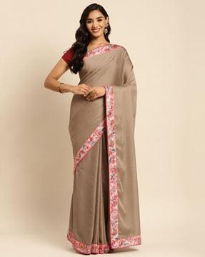 saree with floral pattern border