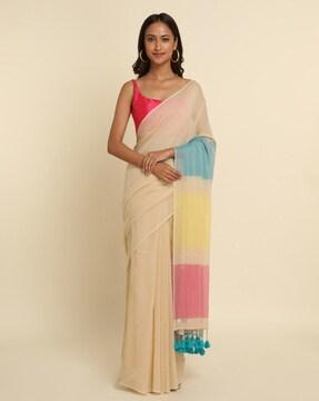 saree with tassels