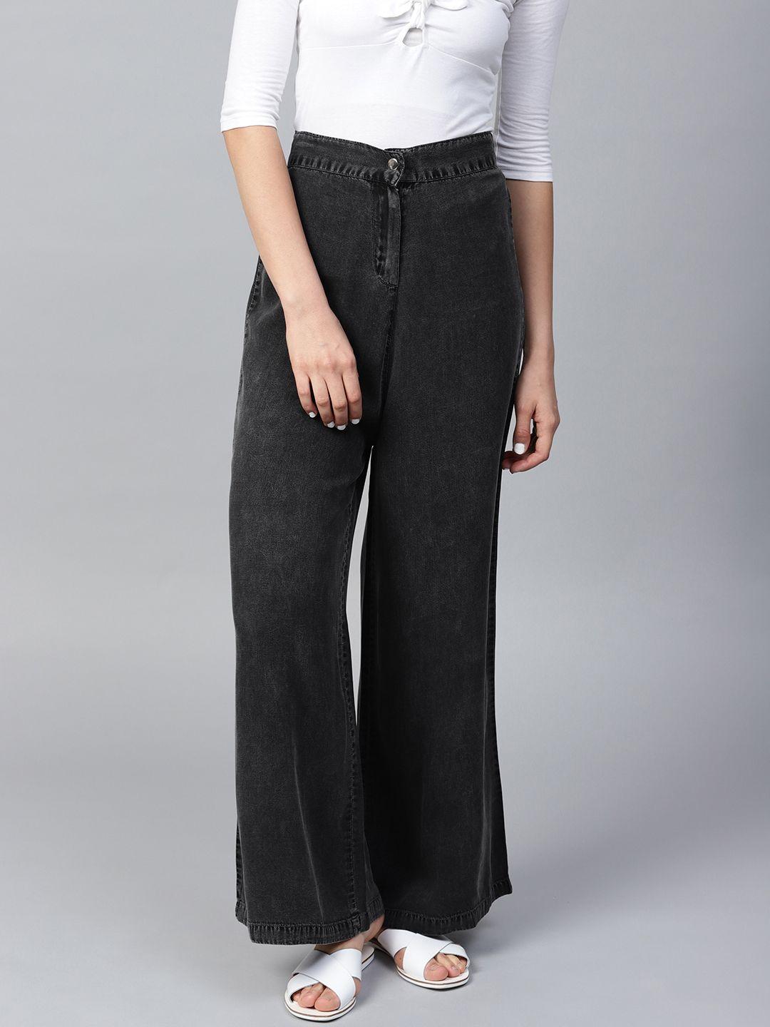 sassafras women charcoal grey solid denim parallel trousers