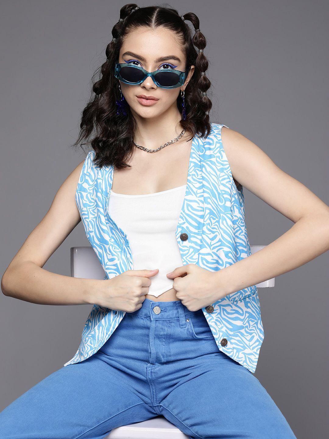 sassafras women blue & off-white abstract print waistcoat