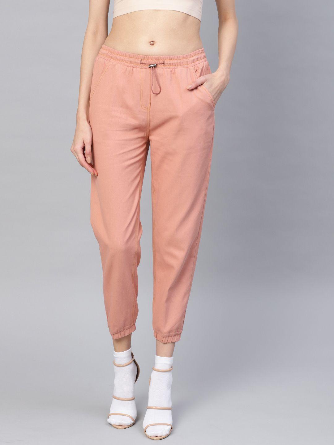 sassafras women peach-coloured cropped joggers