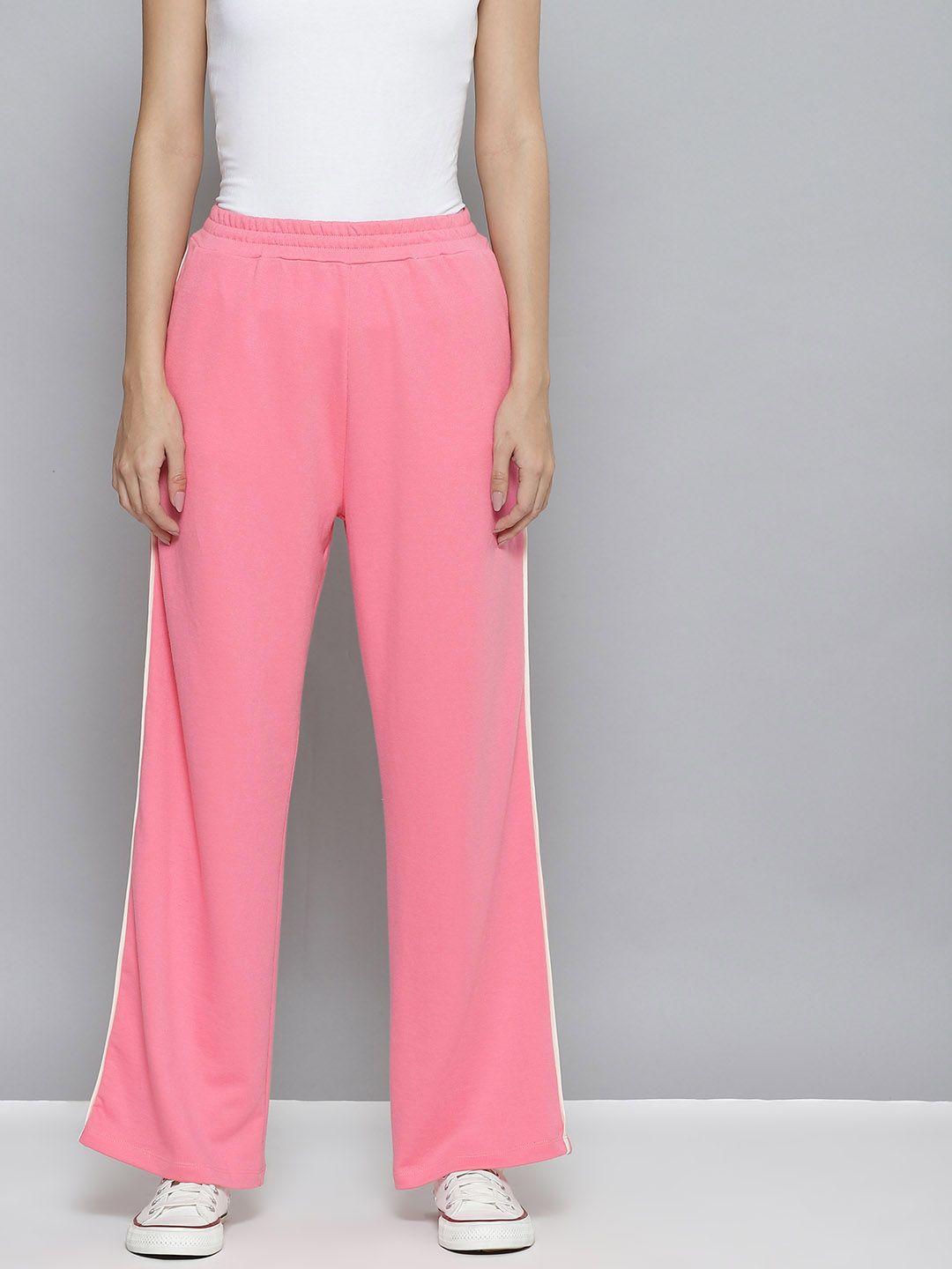 sassafras women pink solid straight fit track pants