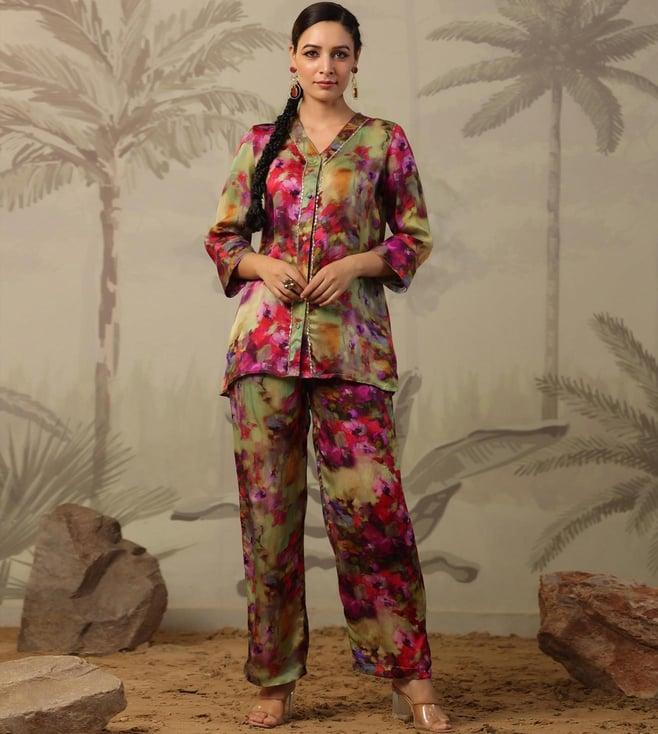 scakhi green satin floral print top with pant co-ord set