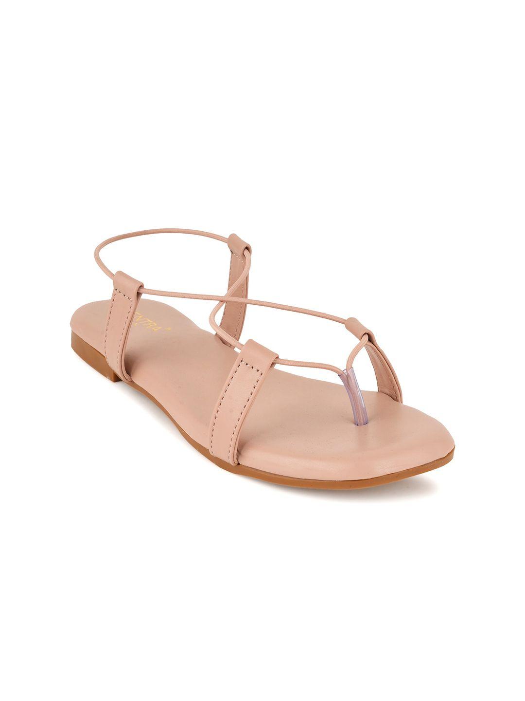 scentra one toe flats with backstrap
