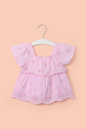 schiffli cotton round neck infant girl's top - pink