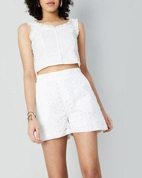 schiffli embroidered shorts with insert pockets