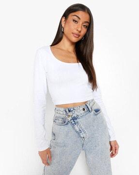 scoop-neck crop top