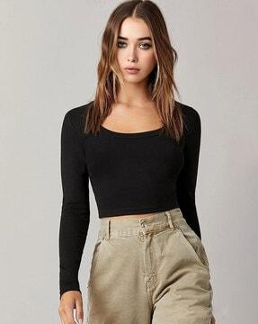 scoop-neck crop top