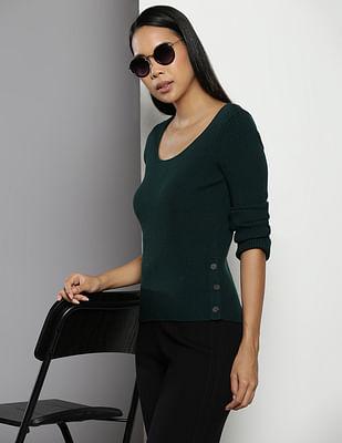 scoop neck solid sweater