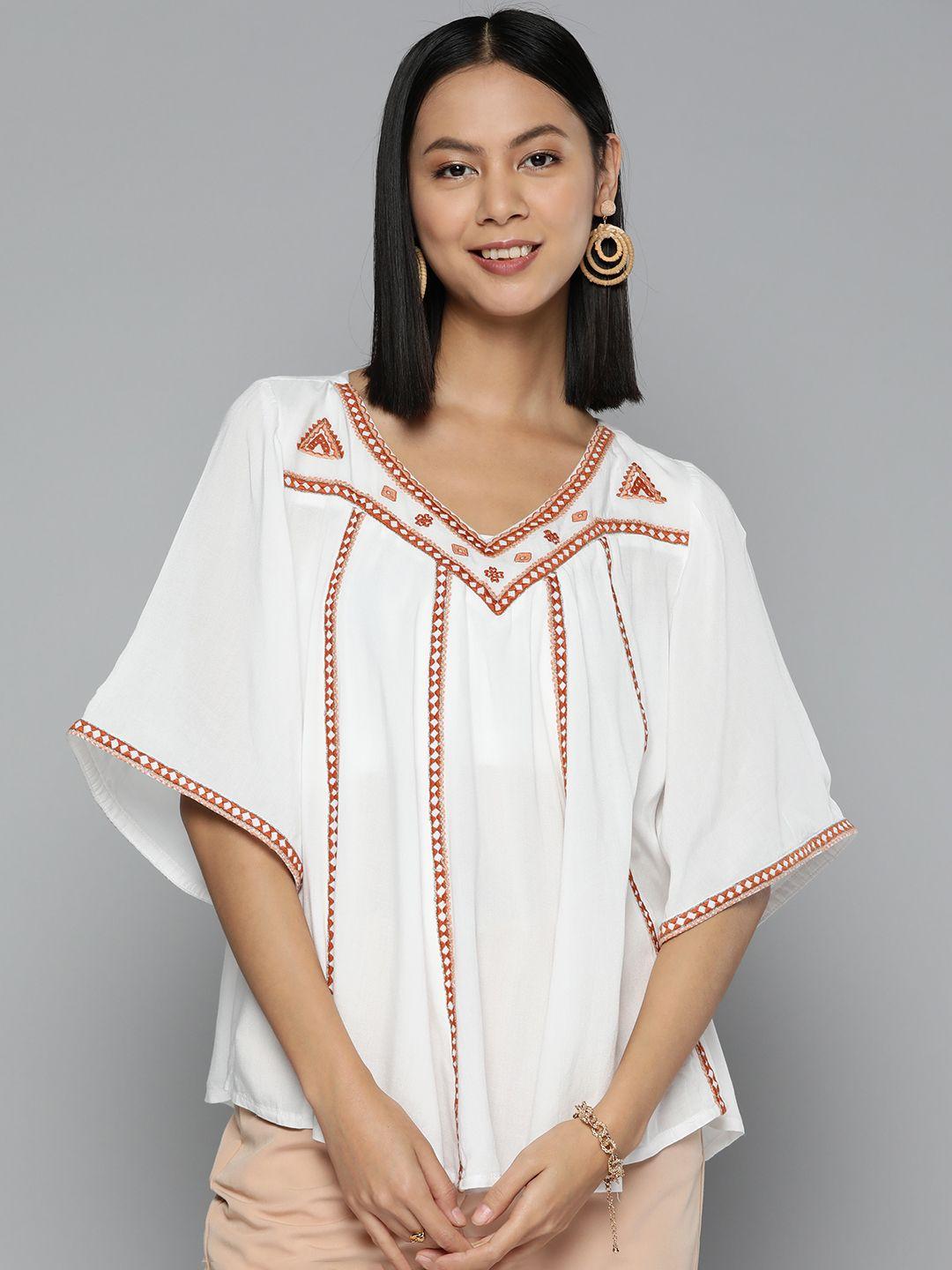 scoup floral embroidered top