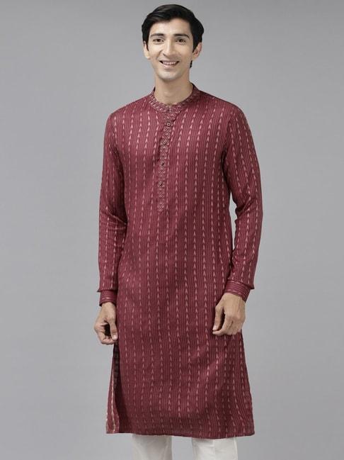 see designs burgundy regular fit self pattern kurta