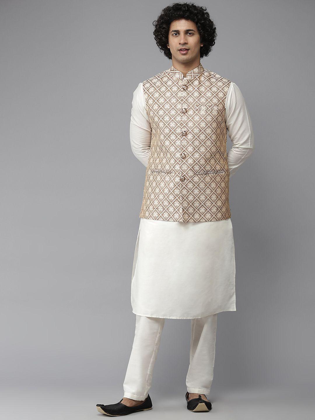 see designs men beige ethnic motifs pure silk kurta with pyjamas