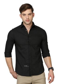 self-checked shirt with cutaway collar