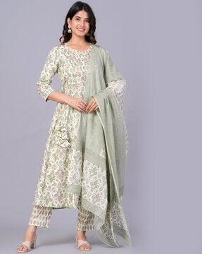 self-design anarkali kurta set