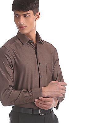 semi cutaway collar patterned shirt