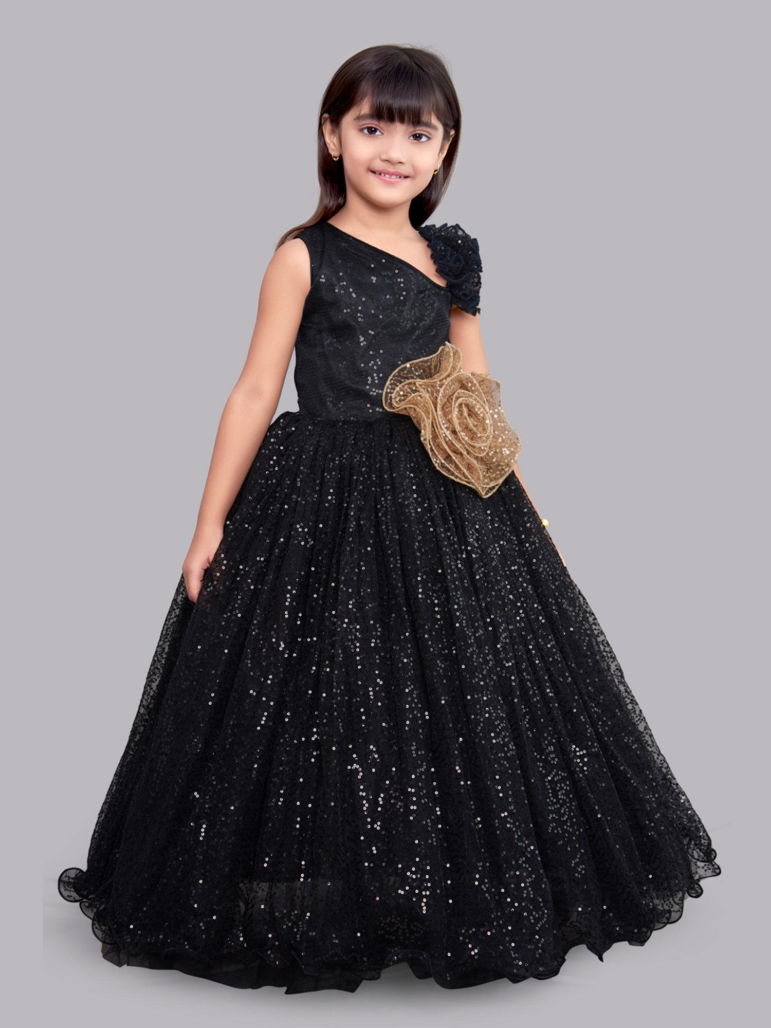 sequins gown -black