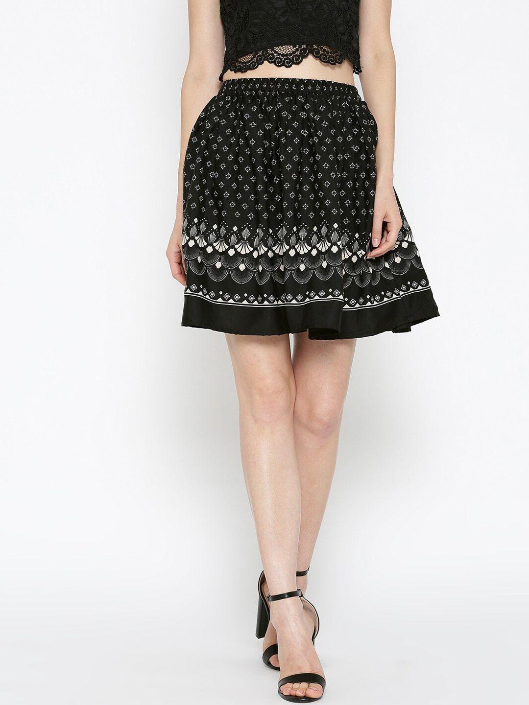 sera women black & off-white geometric printed gathered flared mini skirt