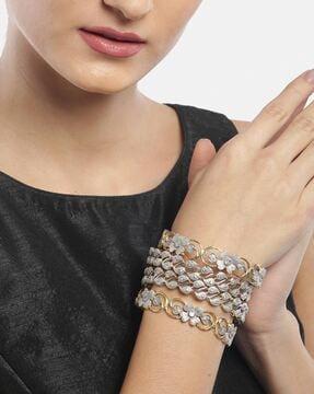 set of 4 gold-plated stone-studded bangles
