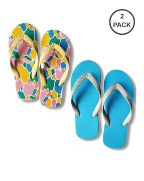 set of 2 men printed t-strap flip flops