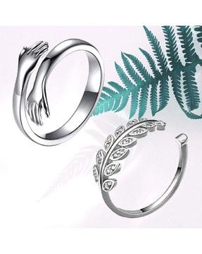 set of 2 stone-studded rings