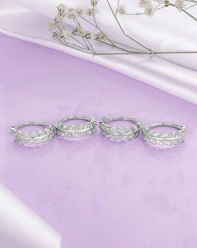 set of 2 stone-studded toe-rings