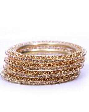 set of 4 diamond-studded broad bangles