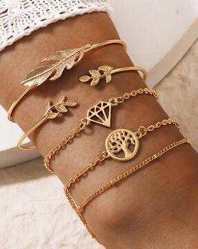 set of 5 gold-plated bracelets