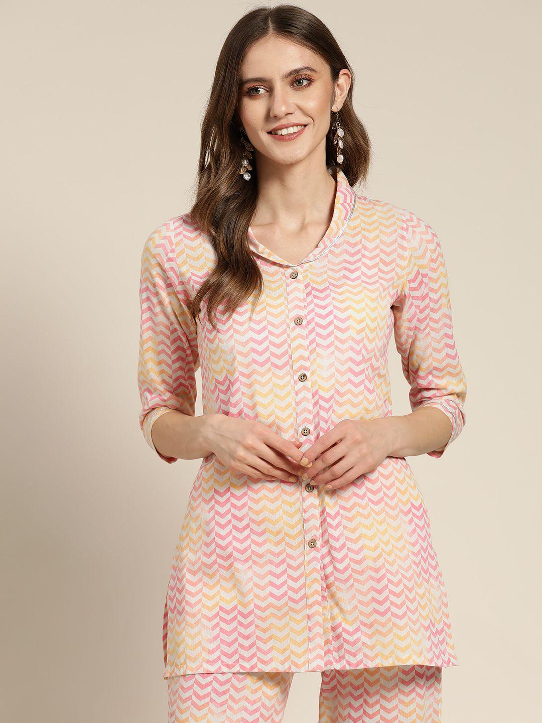 shae by sassafras pink & beige geometric print shirt style top