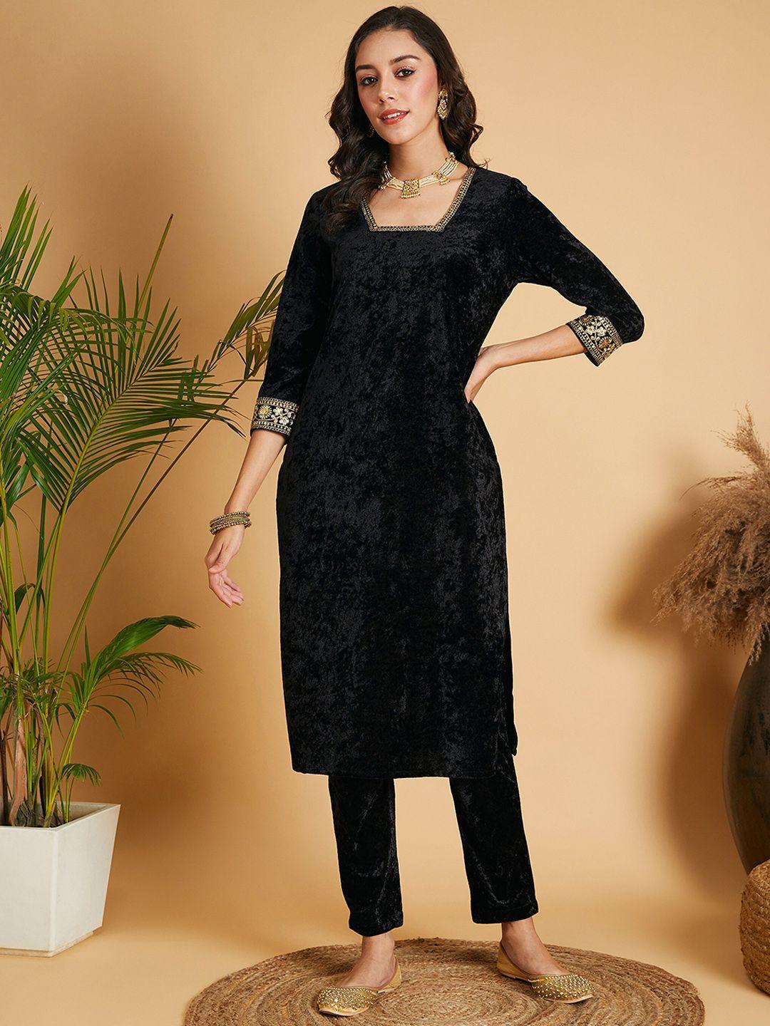 shae by sassafras thread work velvet kurta