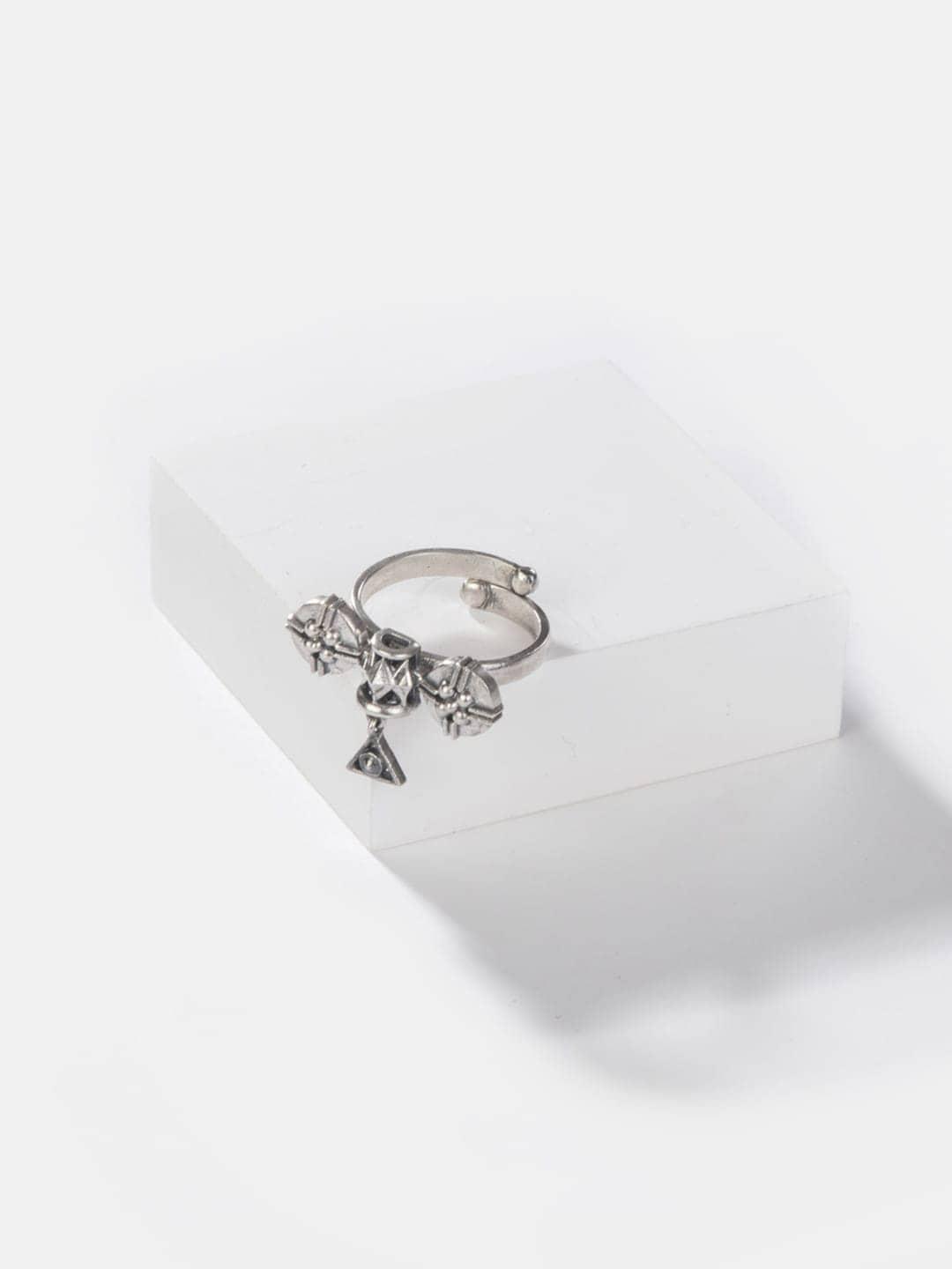 shaya oxidized silver-toned tribal hanswi inspired charm adjustable finger ring