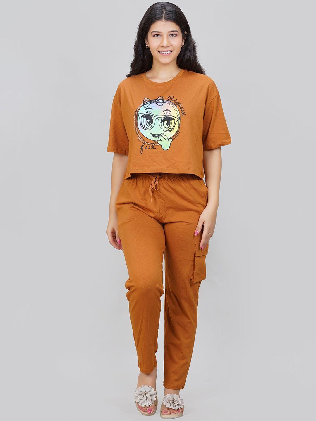 she n she printed t-shirt with trousers