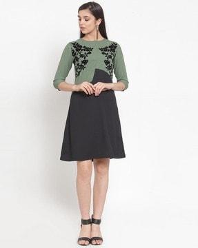 sheath dress with 3/4th sleeves