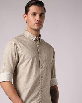shell print slim fit stretch shirt with patch pocket