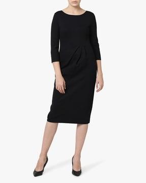 shift dress with zip closure