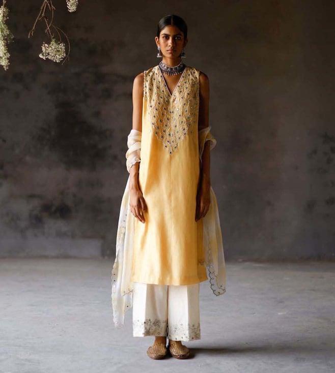 shikha mehta yellow mauli kurta set