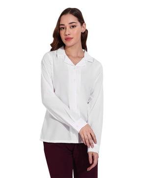 shirt with cuffed sleeves