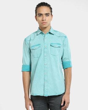 shirt with flap pockets