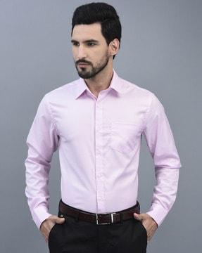 shirt with patch pocket & spread collar