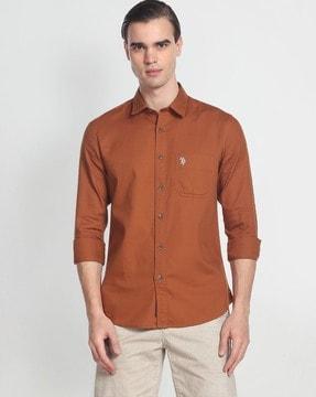 shirt with patch pocket