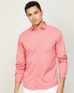 shirt with patch pocket