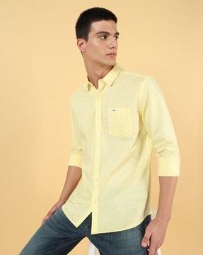 shirt with patch pocket