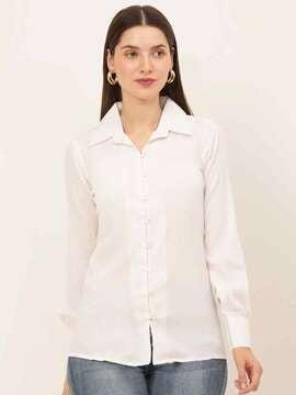 shirt with spread collar