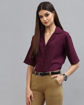 shirt with spread collar